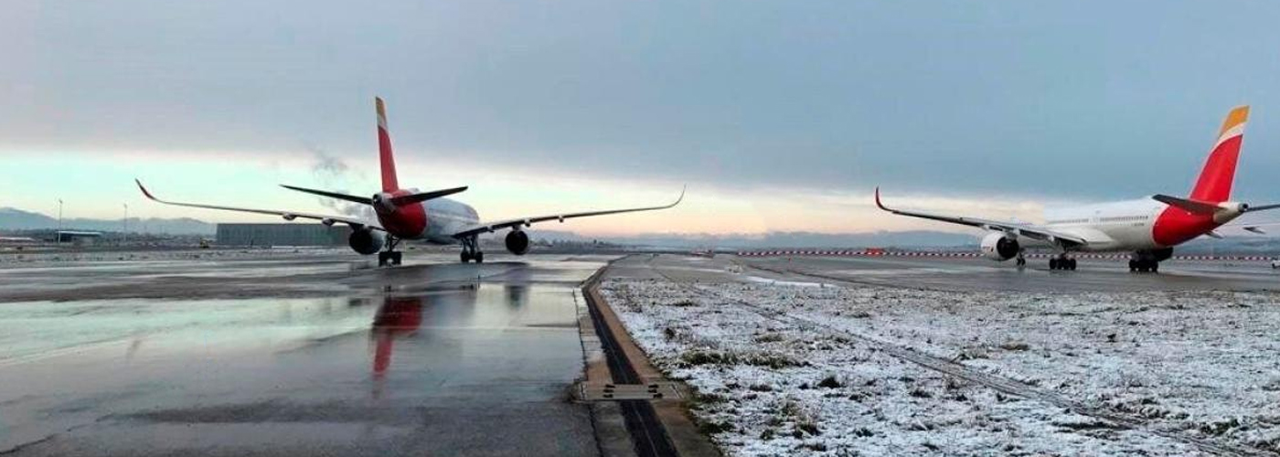 Aeropuertos y aerolíneas sufren por mal tiempo sufran